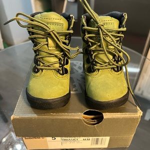 Timberland field boots
